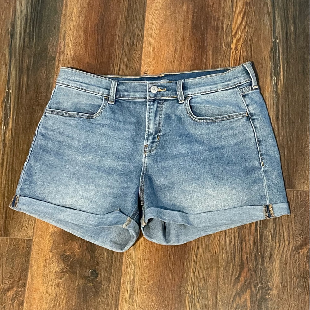 Old navy jean shorts